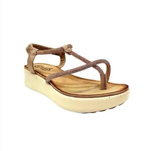 NEW EXE women's metallic wedge sandal in nude